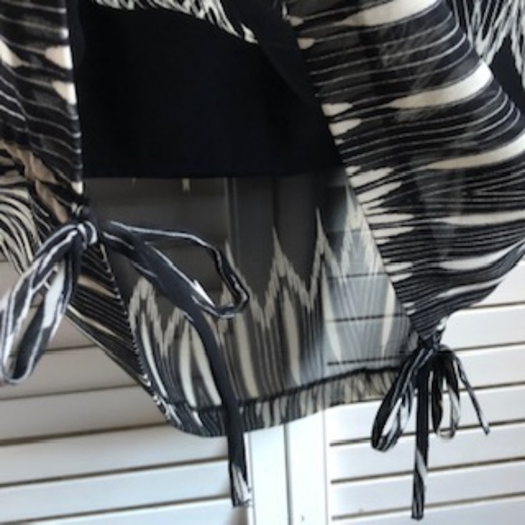 1. State Sheer Hem Black Zigzag Patterned Skirt - Picture 4 of 7